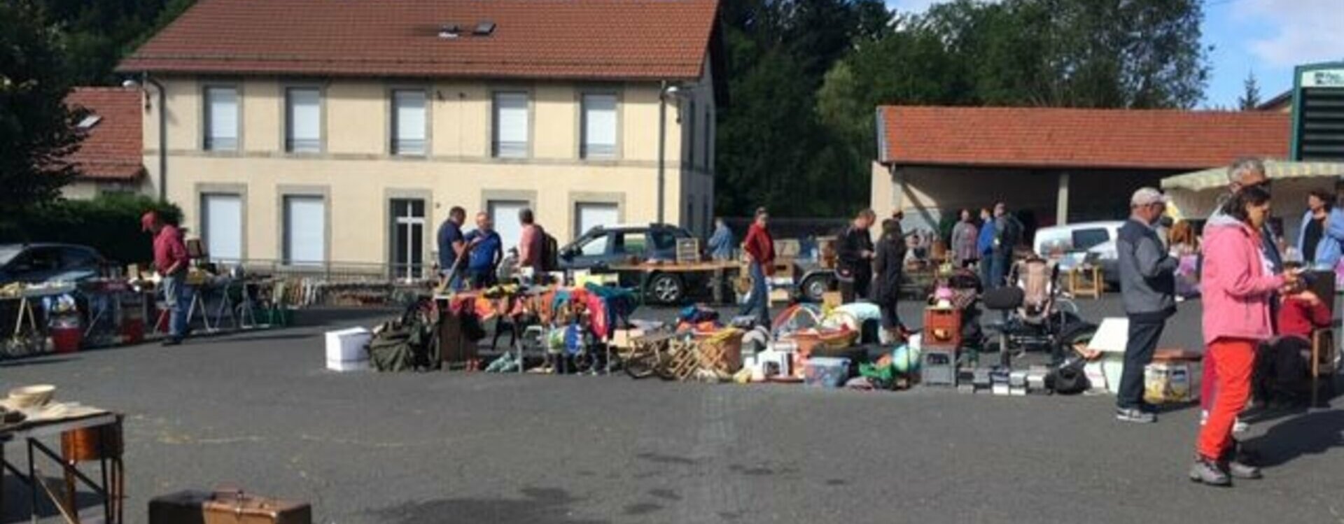 Mairie de Saint Pierre la Bourlhonne 